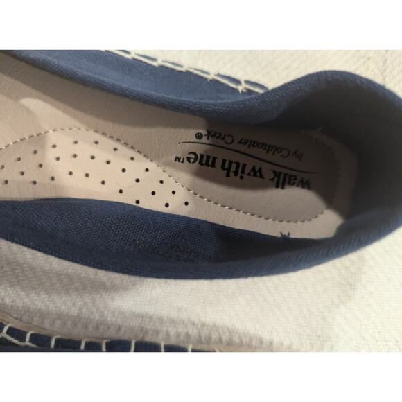 Blue canvas espadrilles w/daisy embroidery Walk With Me by Coldwater Creek 8 - Picture 2 of 8